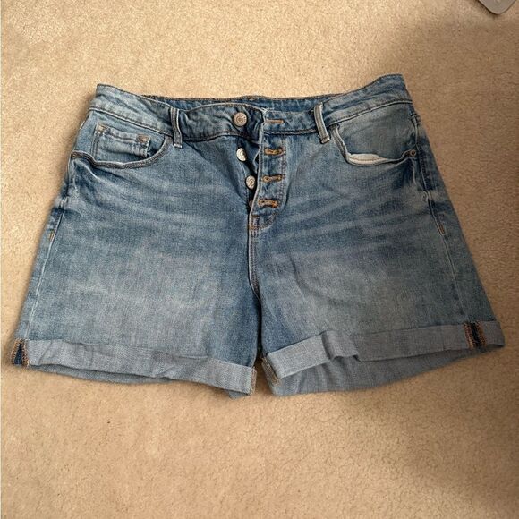 Old Navy Pants - Old Navy High Rise Jean Shorts 10